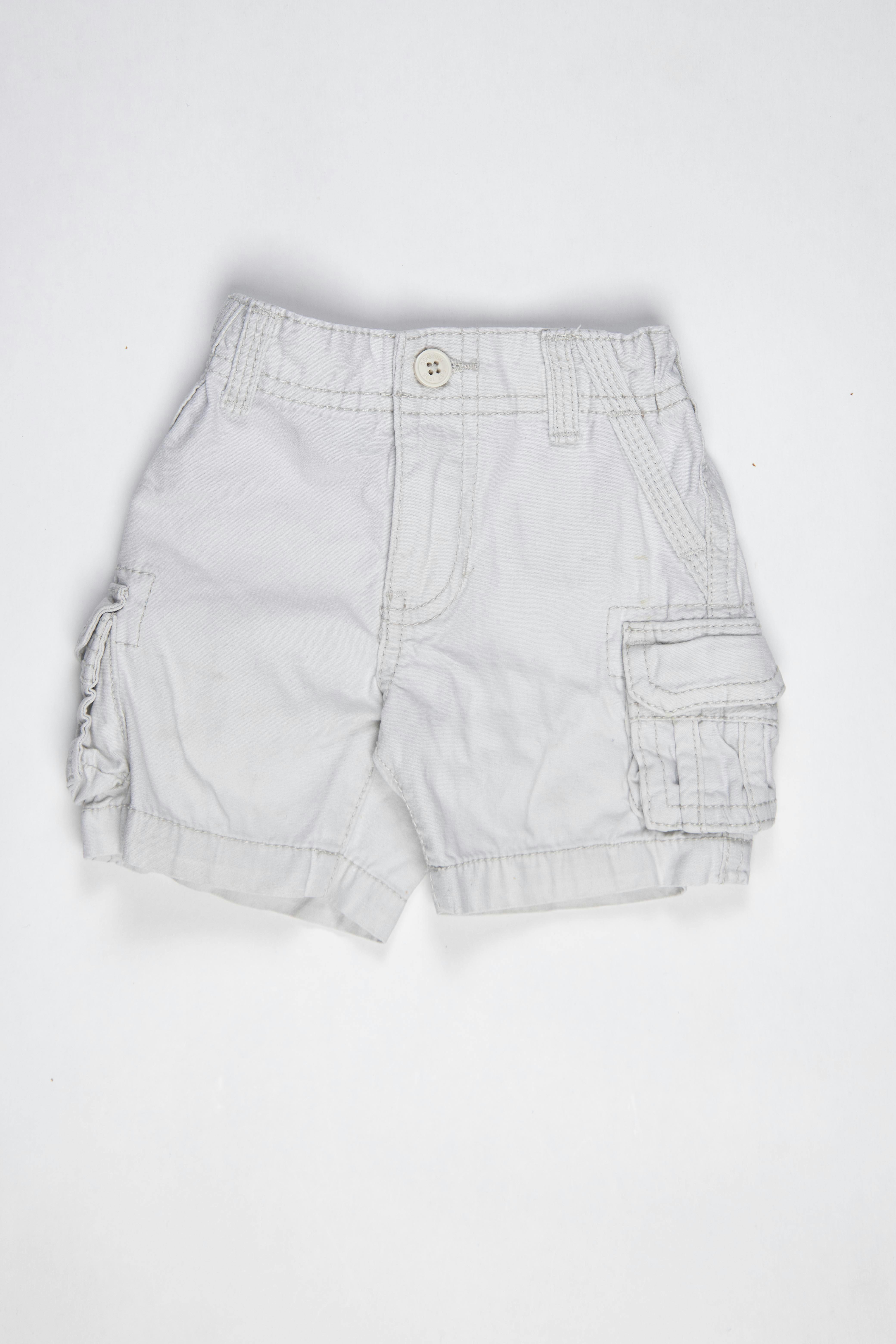 Short beige con bolsillos laterales, 100% algodón, elástico regulable - OshKosh