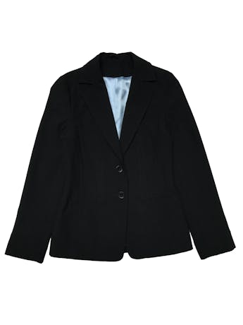 Blazer New Look negro, con pinzas, forrado, tiene solapas, botones y bolsillos delanteros. Busto 90cm Largo 62cm foto 1
