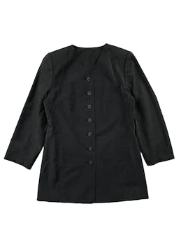 Saco Yessica negro saltinado, tela tipo lino, forrado, cuello en V con botones delanteros y bolsillos. Busto 100cm Largo 74cm