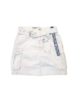 Falda cargo Denimlab blanca 80% algodón, con correa y bolsillos laterales con broches. Nuevo con etiqueta.Cintura 68cm, Largo 40cm.