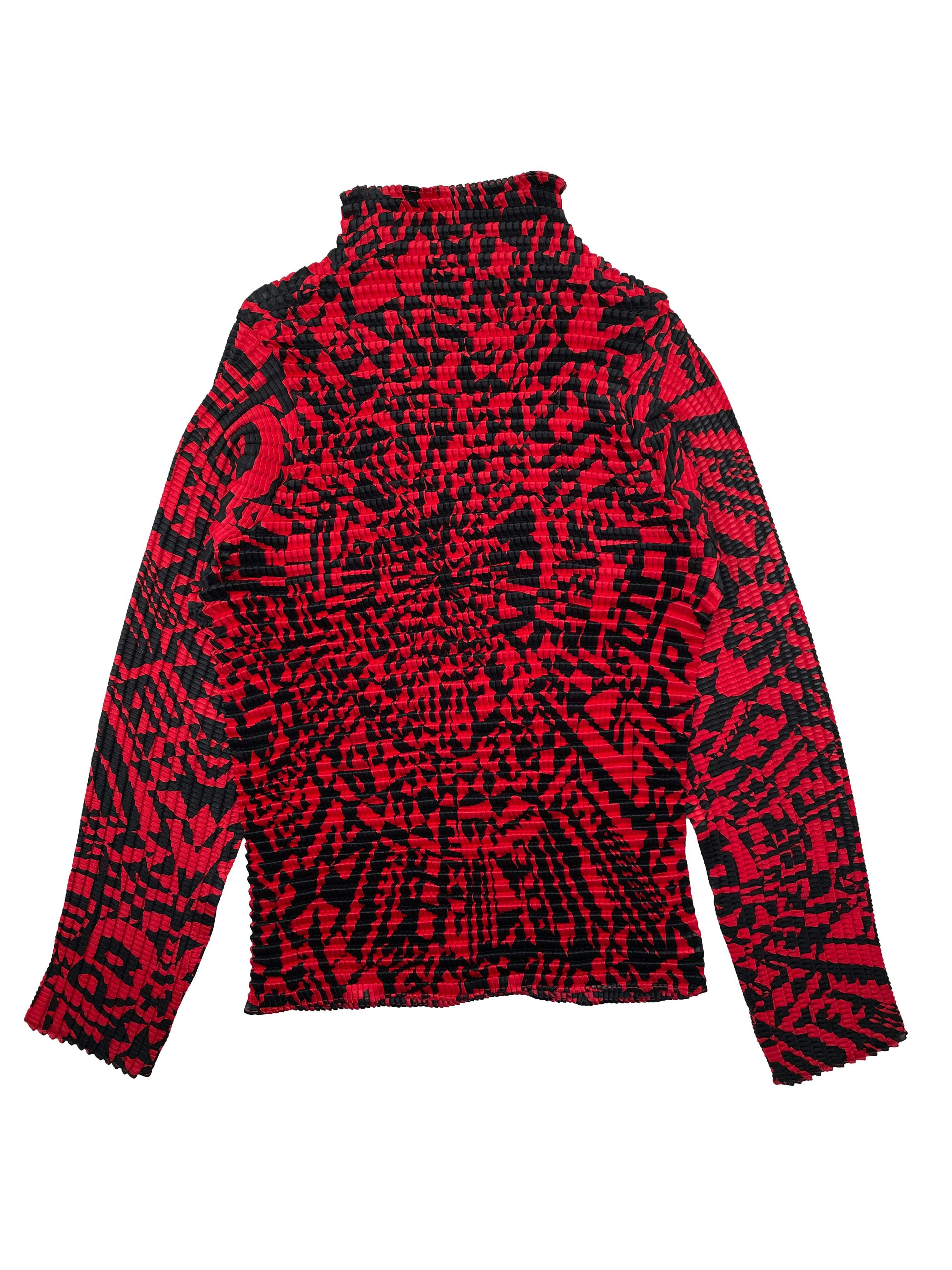 Blusa vintage de tela sedosa roja y negra, técnica plisado que funciona a todas las tallas. Largo 55cm