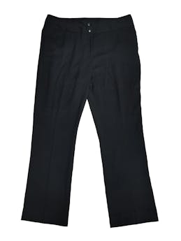 Pantalón de vestir negro con líneas diplomáticas, corte recto, doble botón, bolsillos frontales y posteriores. Cintura 90cm, Tiro 28cm, Largo 101cm.