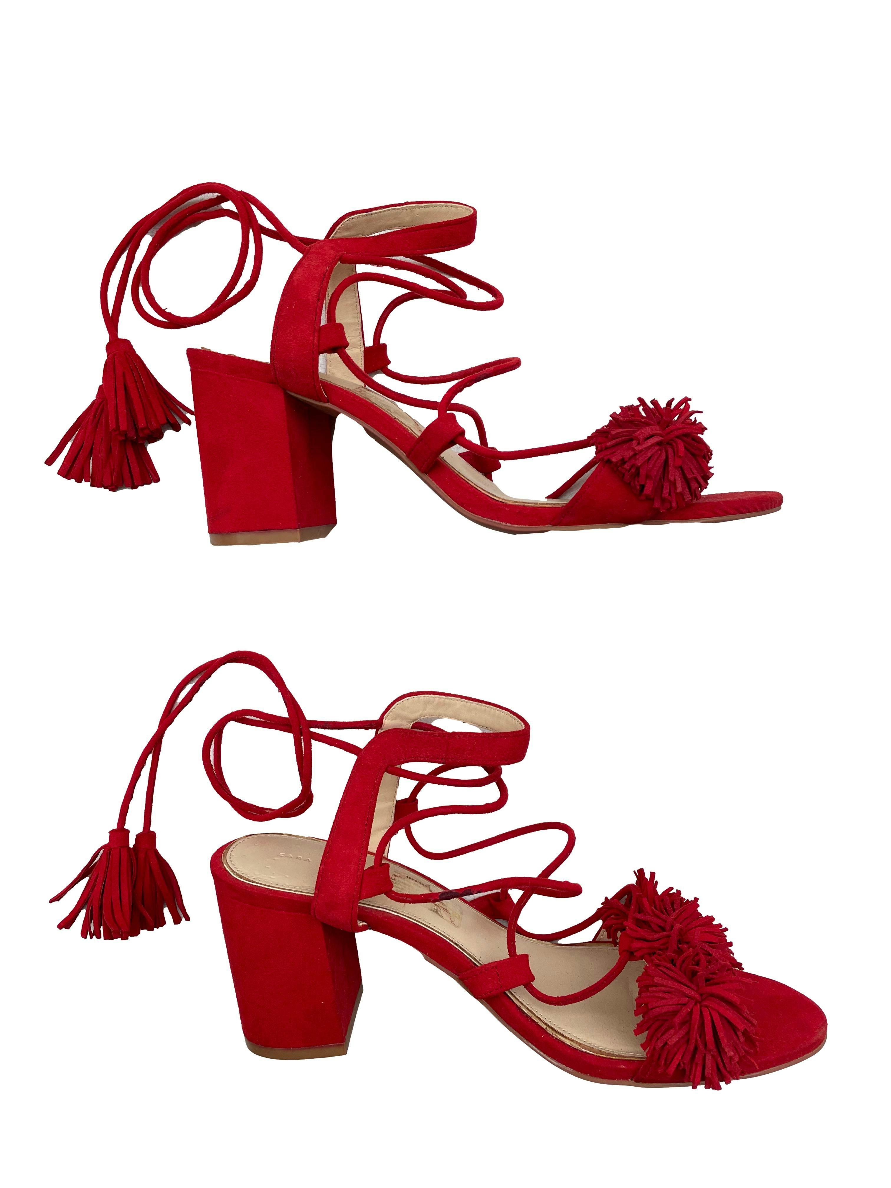 Sandalias rojas Zara de gamuza con cordones y borlas, taco 7cm. Estado 8/10.
