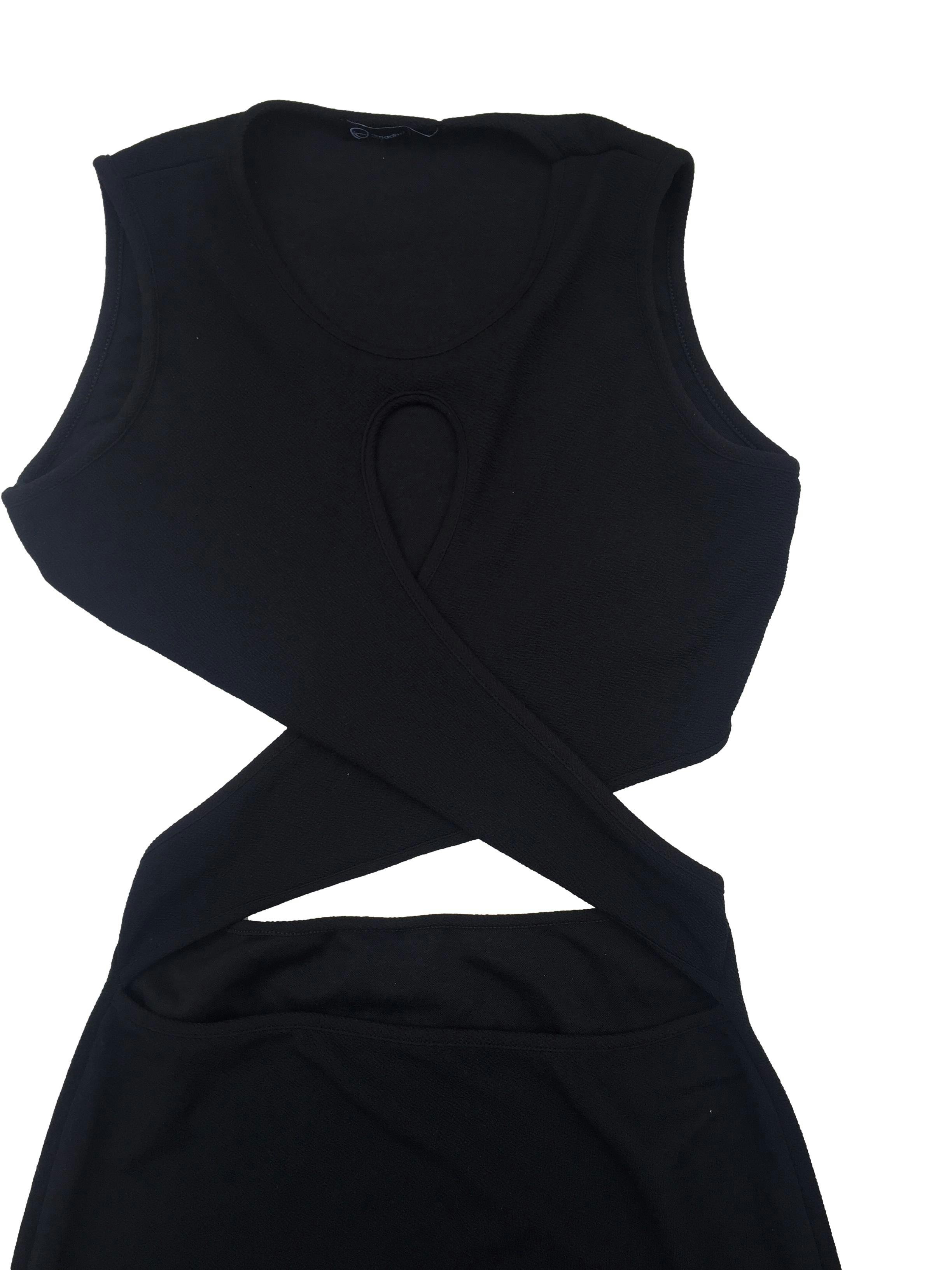 Vestido negro entrelazado en el medio, abierto en la cintura tela stretch. Busto: 90cm, Largo: 82cm