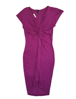 Vestido Benetton magenta de tela fresca delgada tipo algodón stretch, escote en V y nudo en el pecho. Nuevo con etiqueta. Busto 80cm, Largo 100cm.