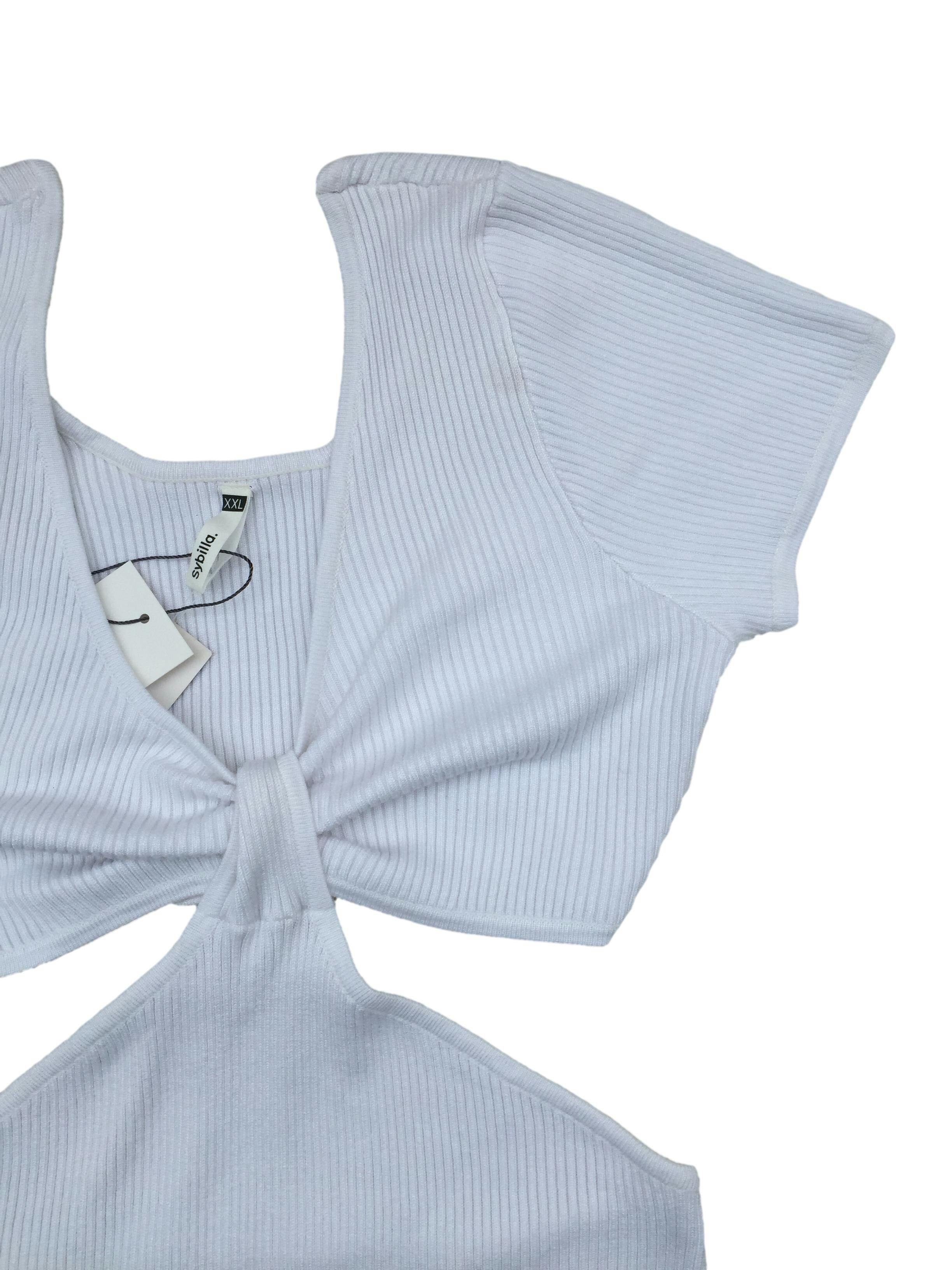 Vestido knit Sybilla, tejido blanco stretch con textura acanalada, laterales y espalda descubierta. Nuevo con etiqueta. Busto 96cm sin estirar, Largo 90cm.