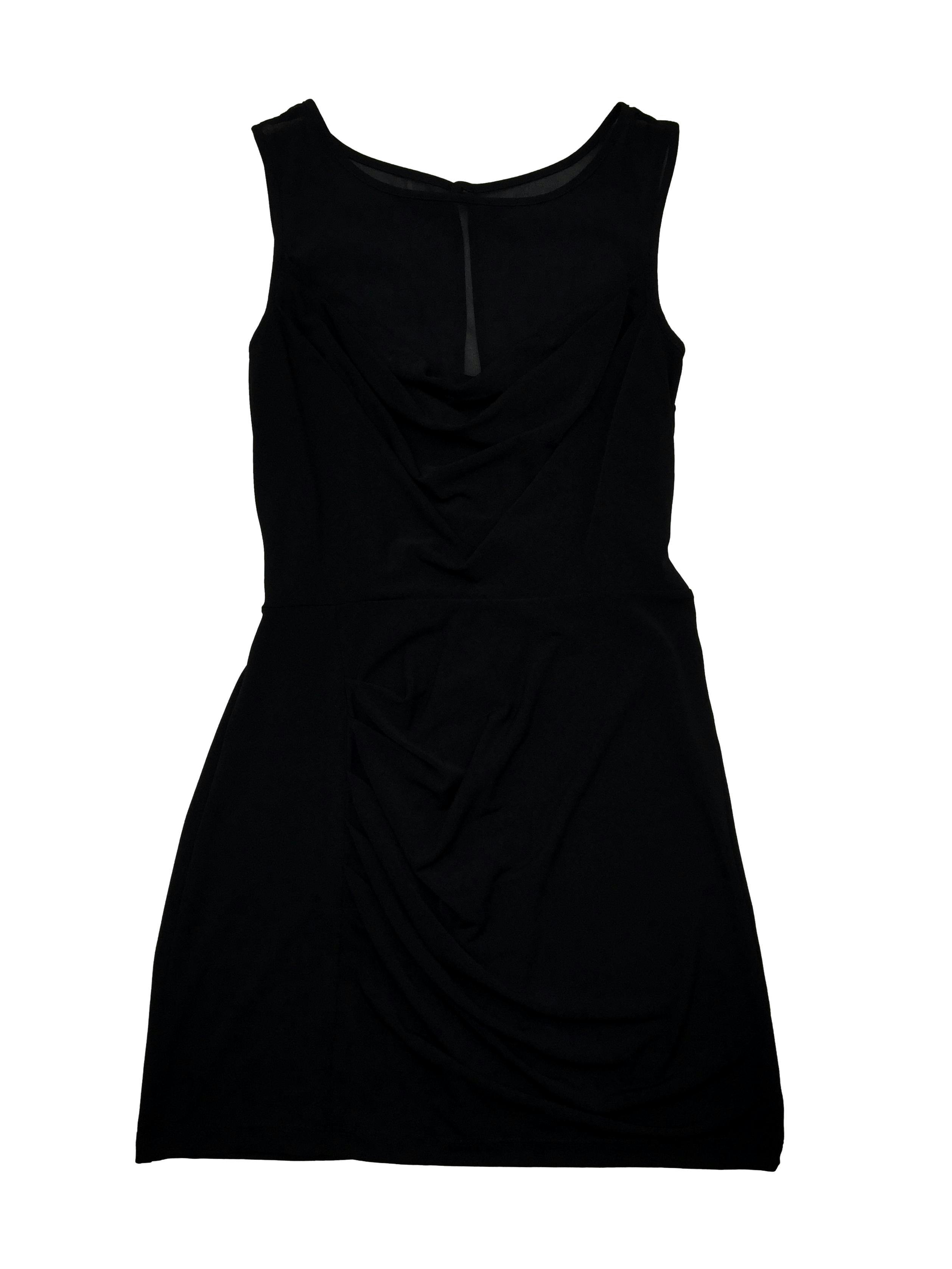Vestido negro Maxancleo tela stretch drapeada, superior de gasa y cierre posterior. Busto: 86cm, Largo 80cm