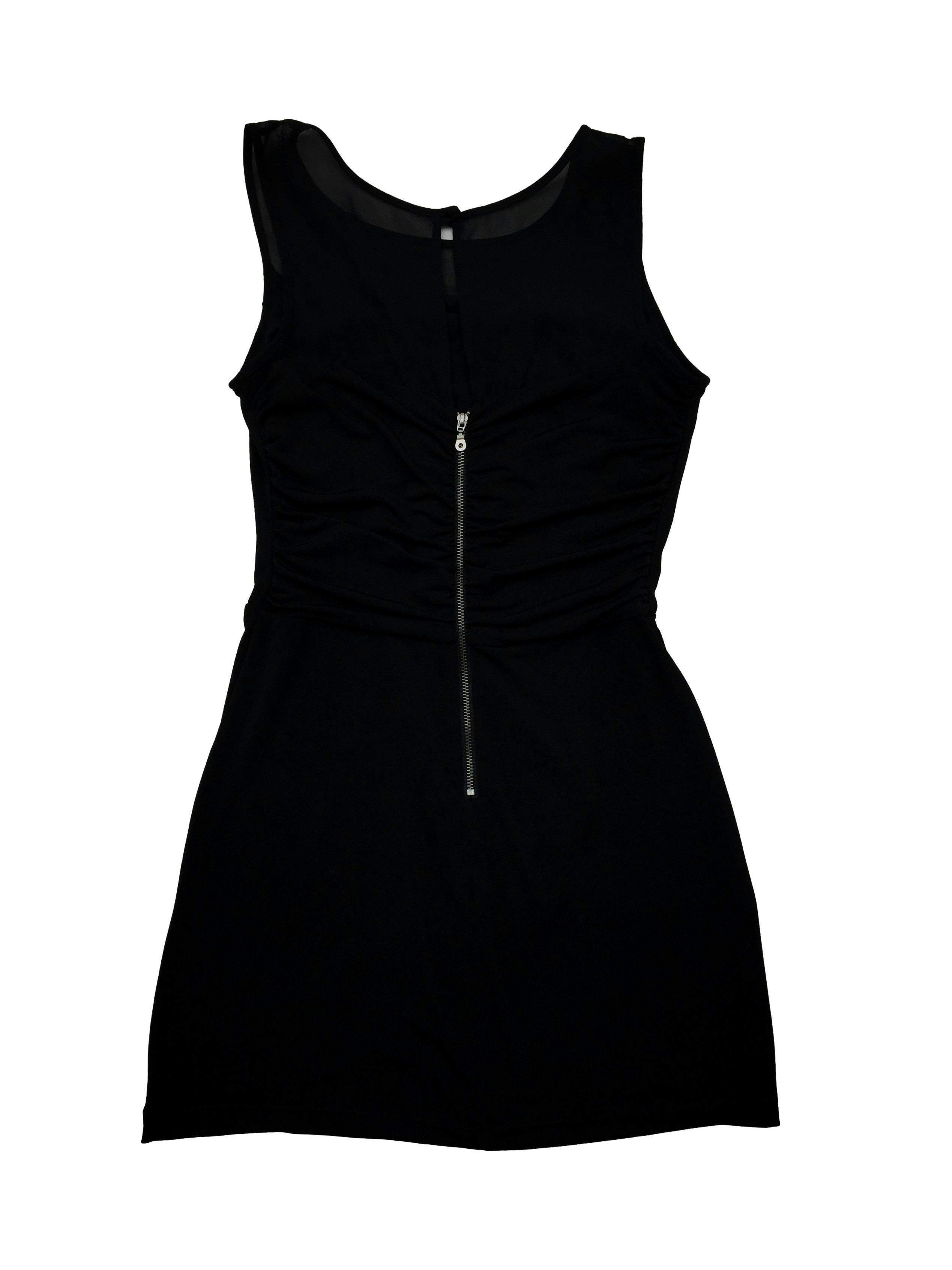 Vestido negro Maxancleo tela stretch drapeada, superior de gasa y cierre posterior. Busto: 86cm, Largo 80cm
