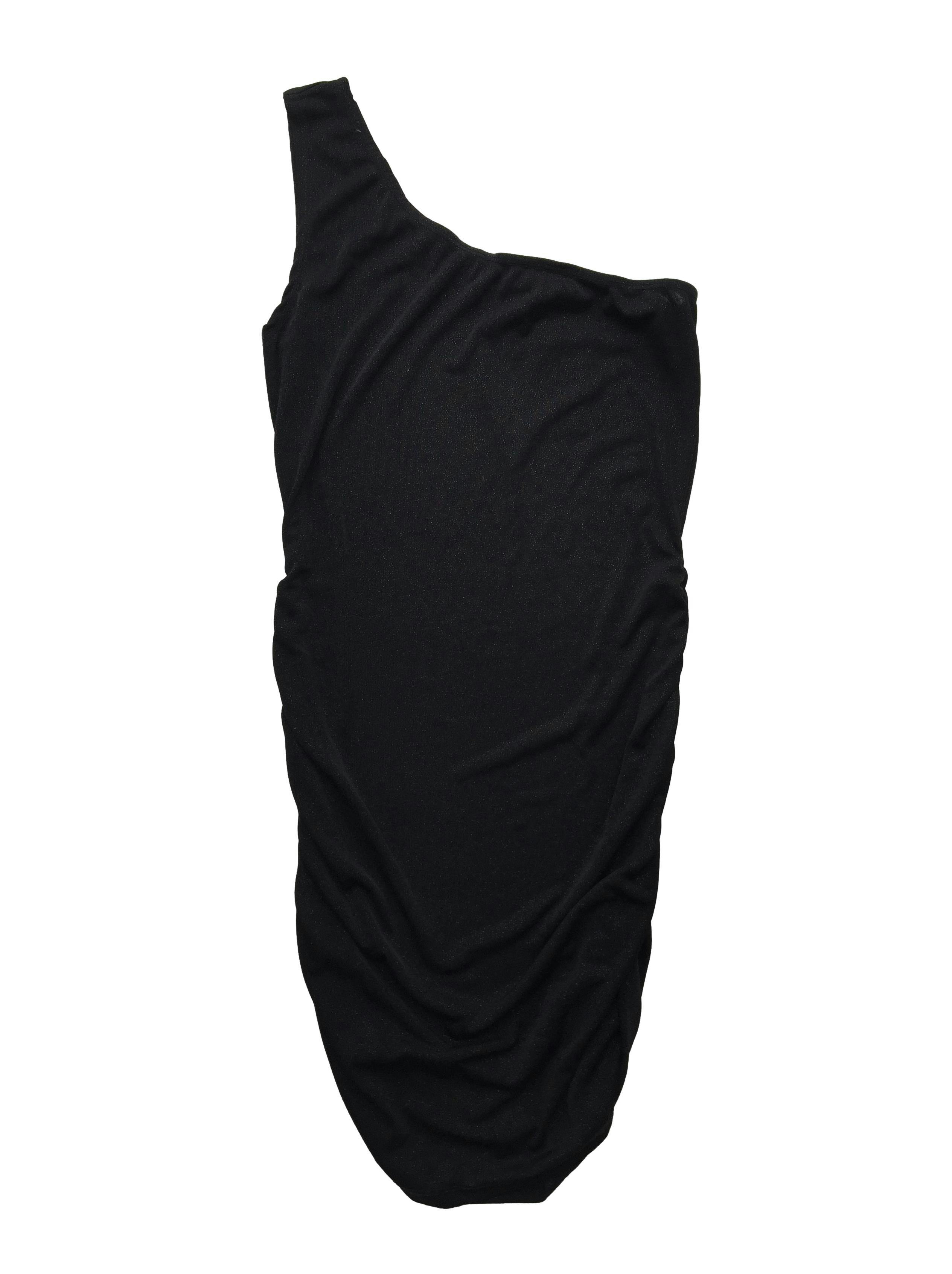 Vestido one shoulder negro escarchado con fruncidos laterales. Busto 85cm sin estirar, Largo 80cm.
