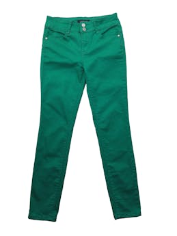 Skinny jean Marquis verde five pockets. Cintura 68cm Tiro 23cm Largo 90cm