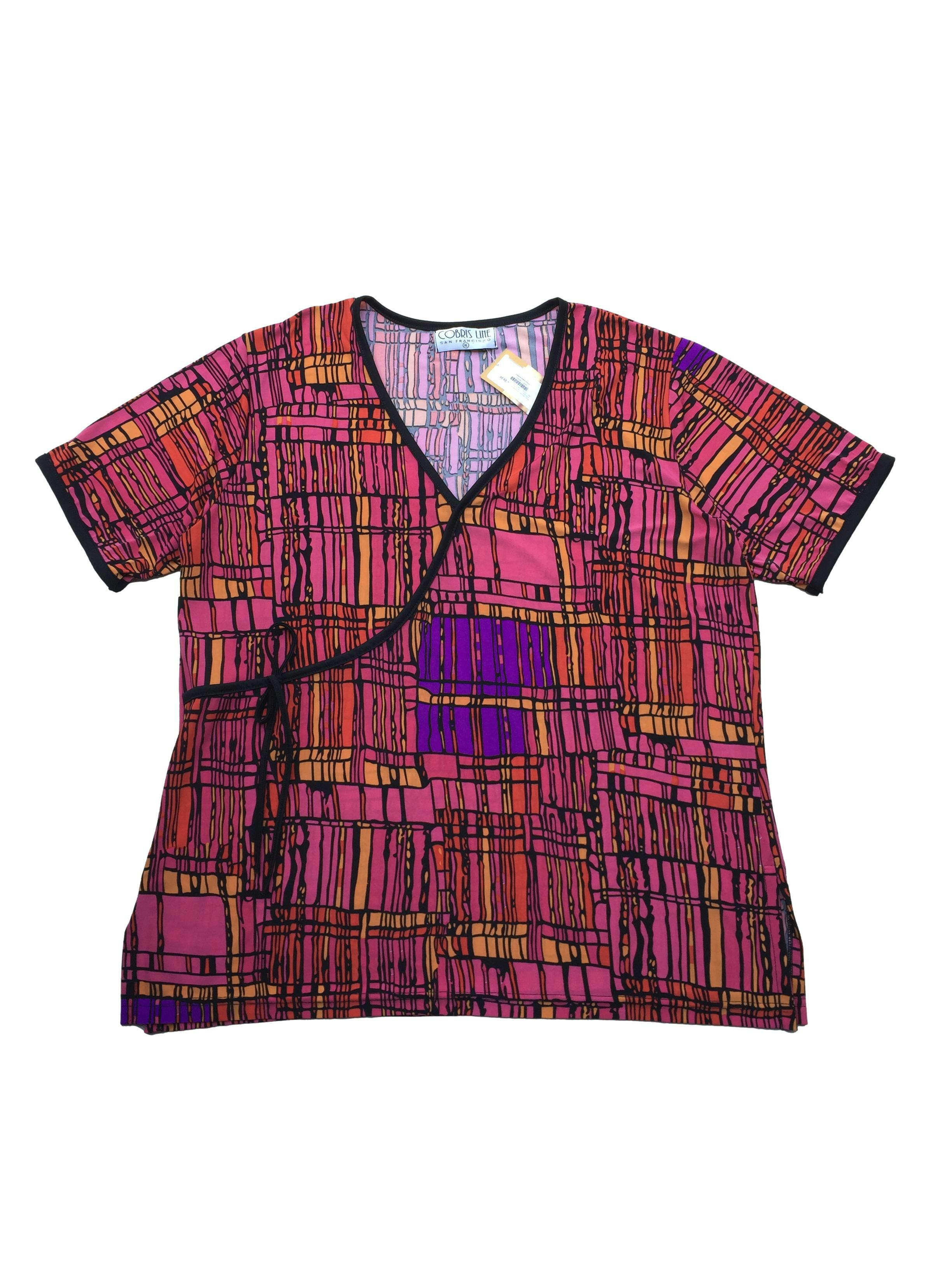 Blusa Cobris Line, estampado de rectángulos en colores rosa, negro, naranja, morado. Busto: 122cm, Largo: 72cm