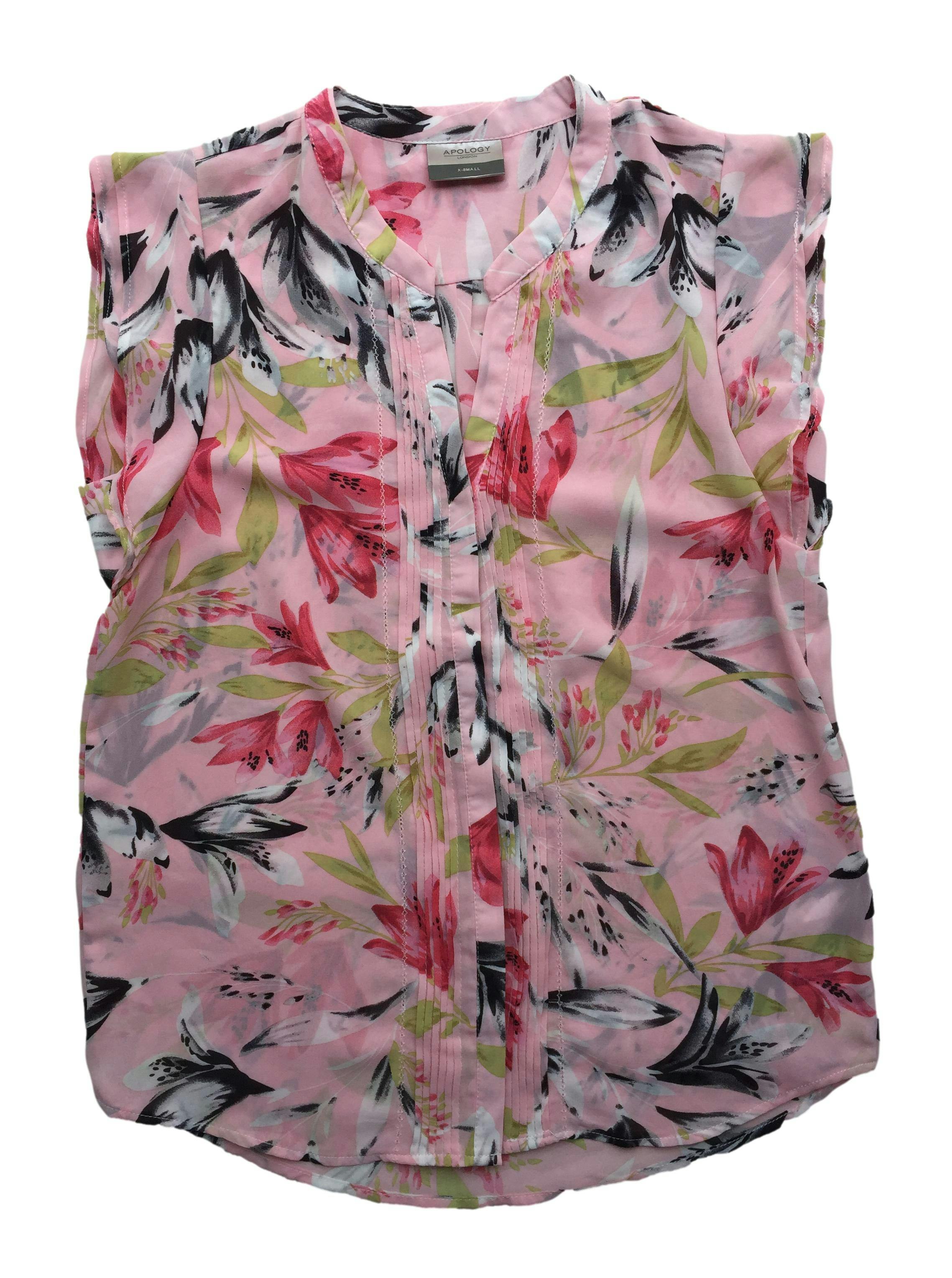 Blusa Apology de gasa rosa con flores, doble capa delantera, botones y pliegues. Busto 95cm Largo 65cm