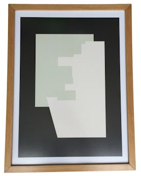 Cuadro fondo blanco negro crema y verde agua, marco madera y mica. Medidas 32x42cm