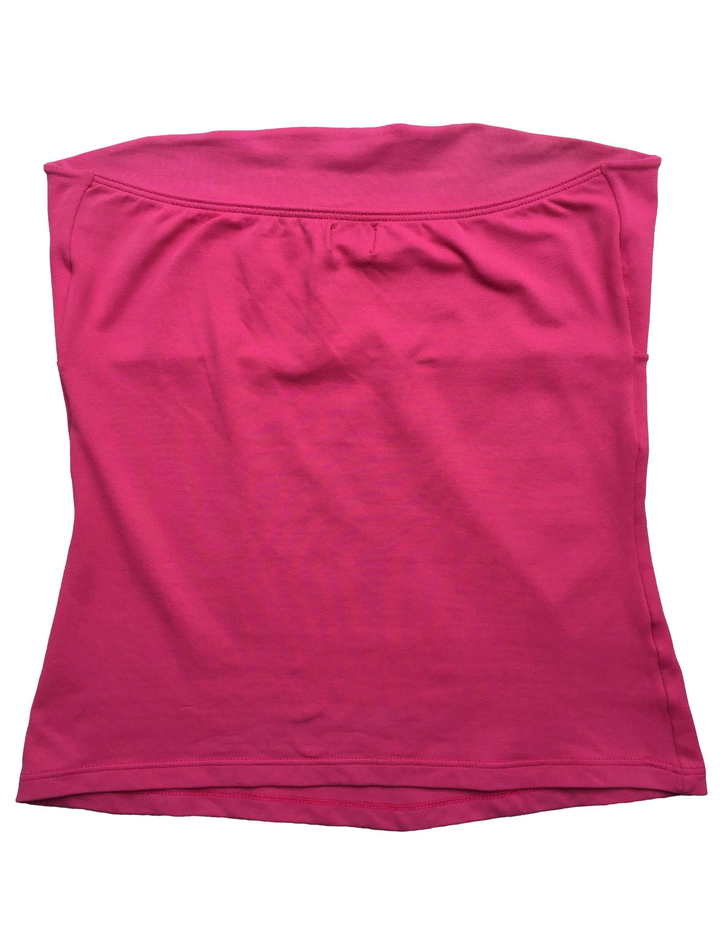 Top strapple Bershka rosado, ligeramente stretch. Busto: 66 (sin estirar), Largo: 35cm