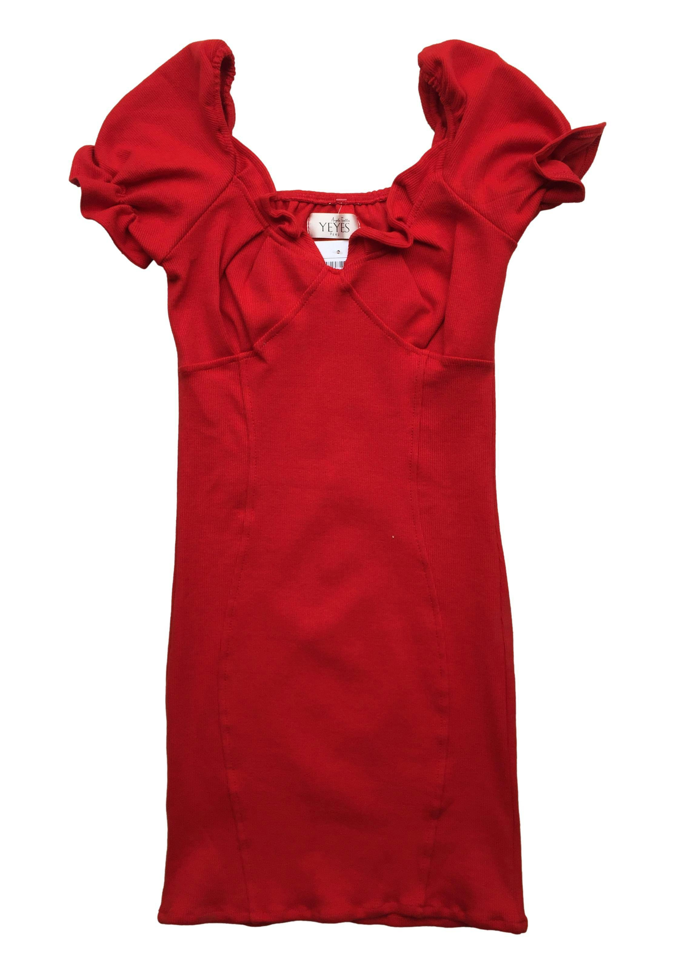 Vestido rojo acanalado mangas con vuelo y elástico, stretch. Busto: 66cm, Largo: 76cm. Nuevo con etiqueta