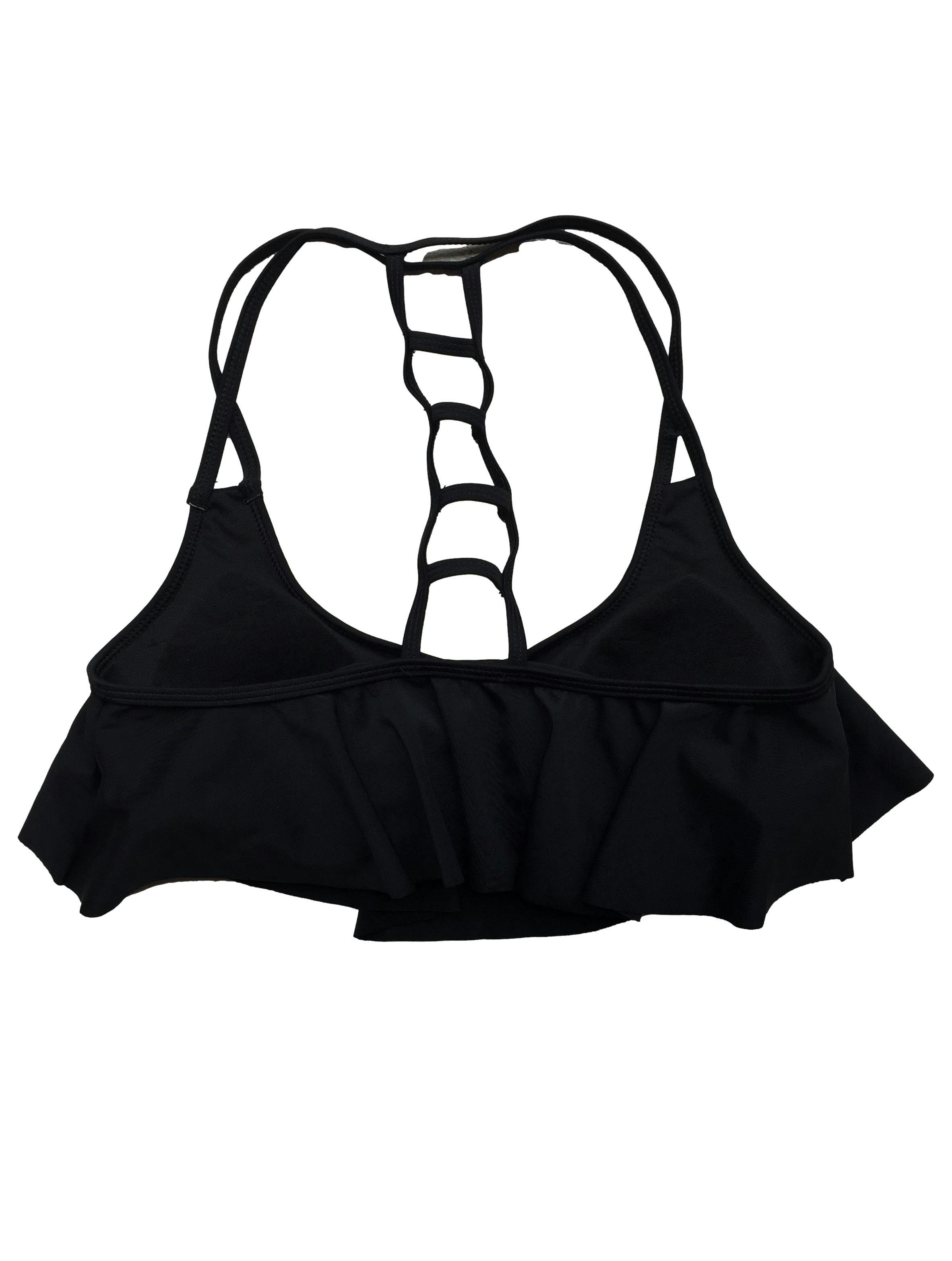 Parte superior de bikini Index negro, copas removibles, volante y tiras cruzadas. Busto: 70cm, Largo: 33cm. Nuevo con etiqueta.