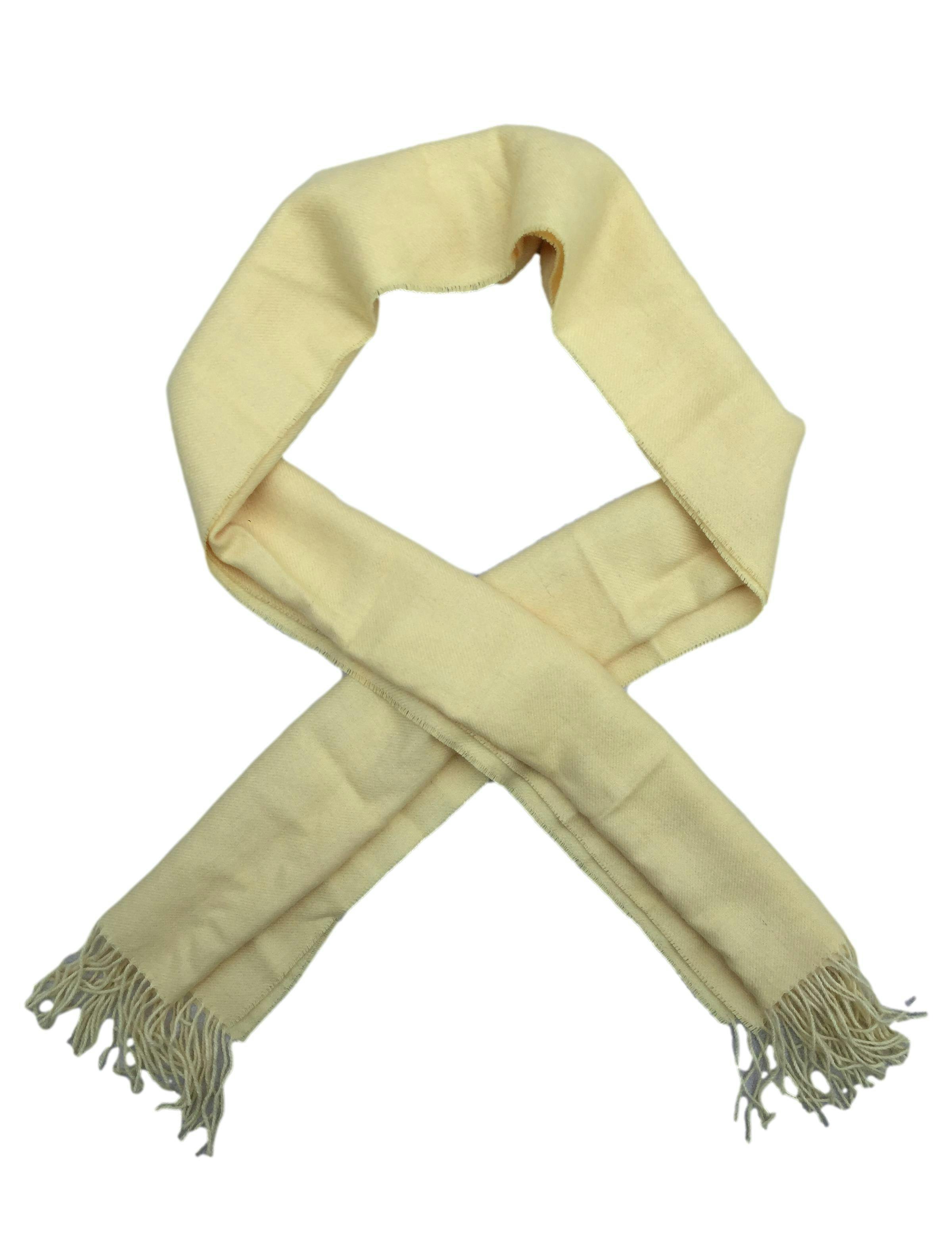Chalina MFH knits amarillo pastel 100% baby alpaca con flecos en extremos. Medidas 34x160cm. Nueva