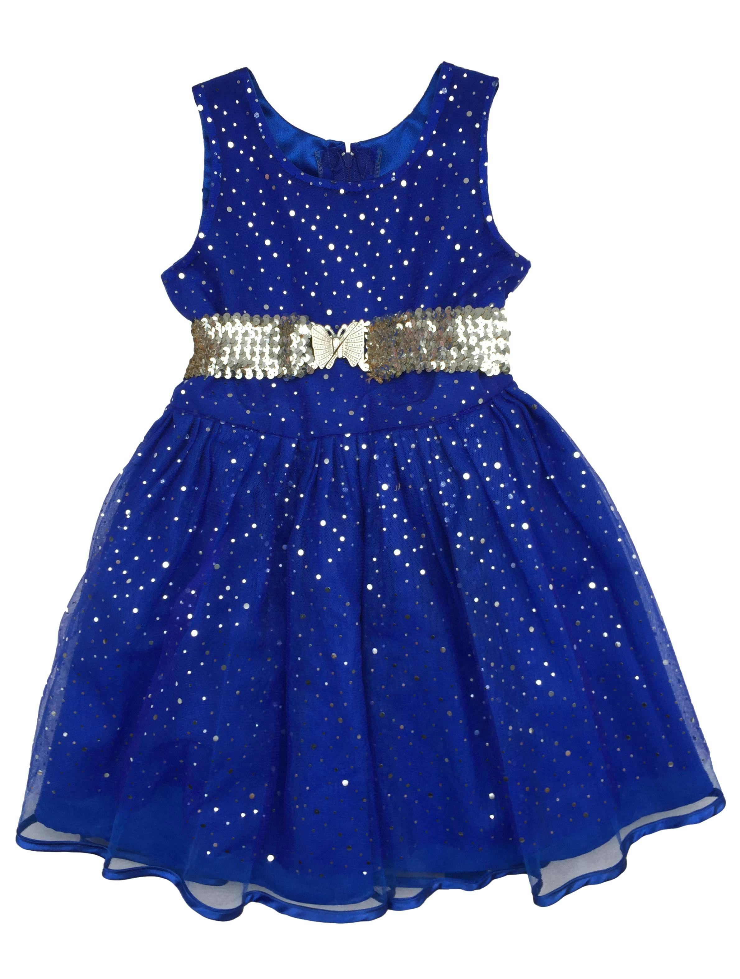 Vestido azul (p/niñx) con varias capas de tul y tela, aplicaciones de lentejuelas plateada y correa con dije de mariposa.