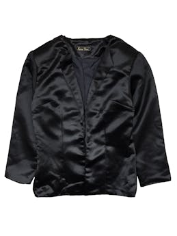 Saco negro, tela tipo seda con hombreras y forro, modelo abierto. Busto: 90cm, Largo: 57cm
