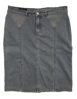 Falda jean, efecto lavado, aberturas laterale, cierre y botón delantero. Cintura: 74cm, Largo: 54cm