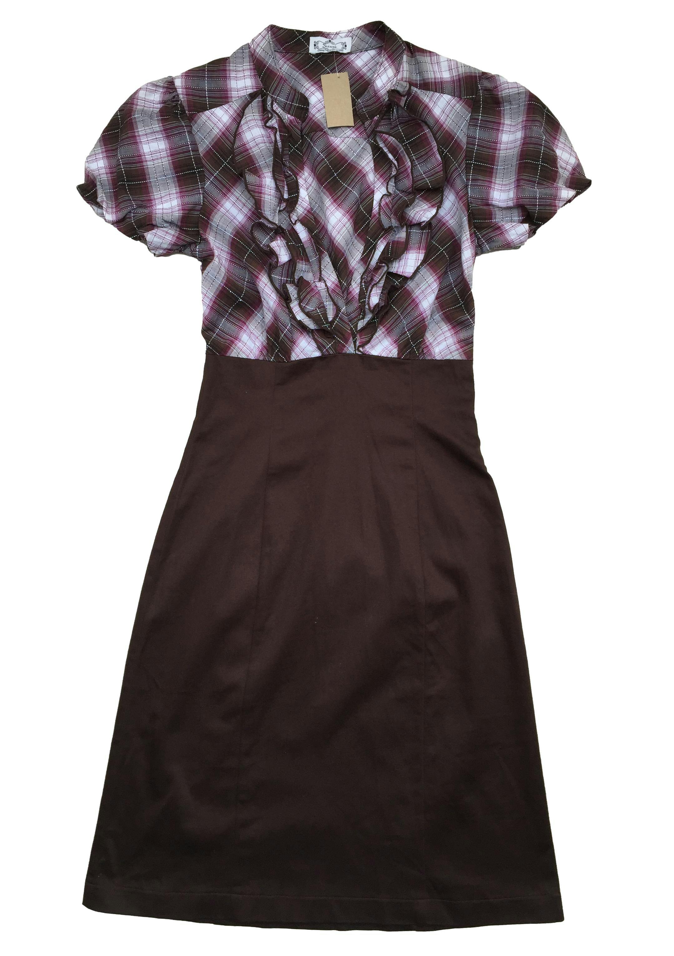 Vestido Trixxi a cuadros  y marrón en la parte inferior, cierre lateral invisible. Busto: 80cm, Largo: 97cm