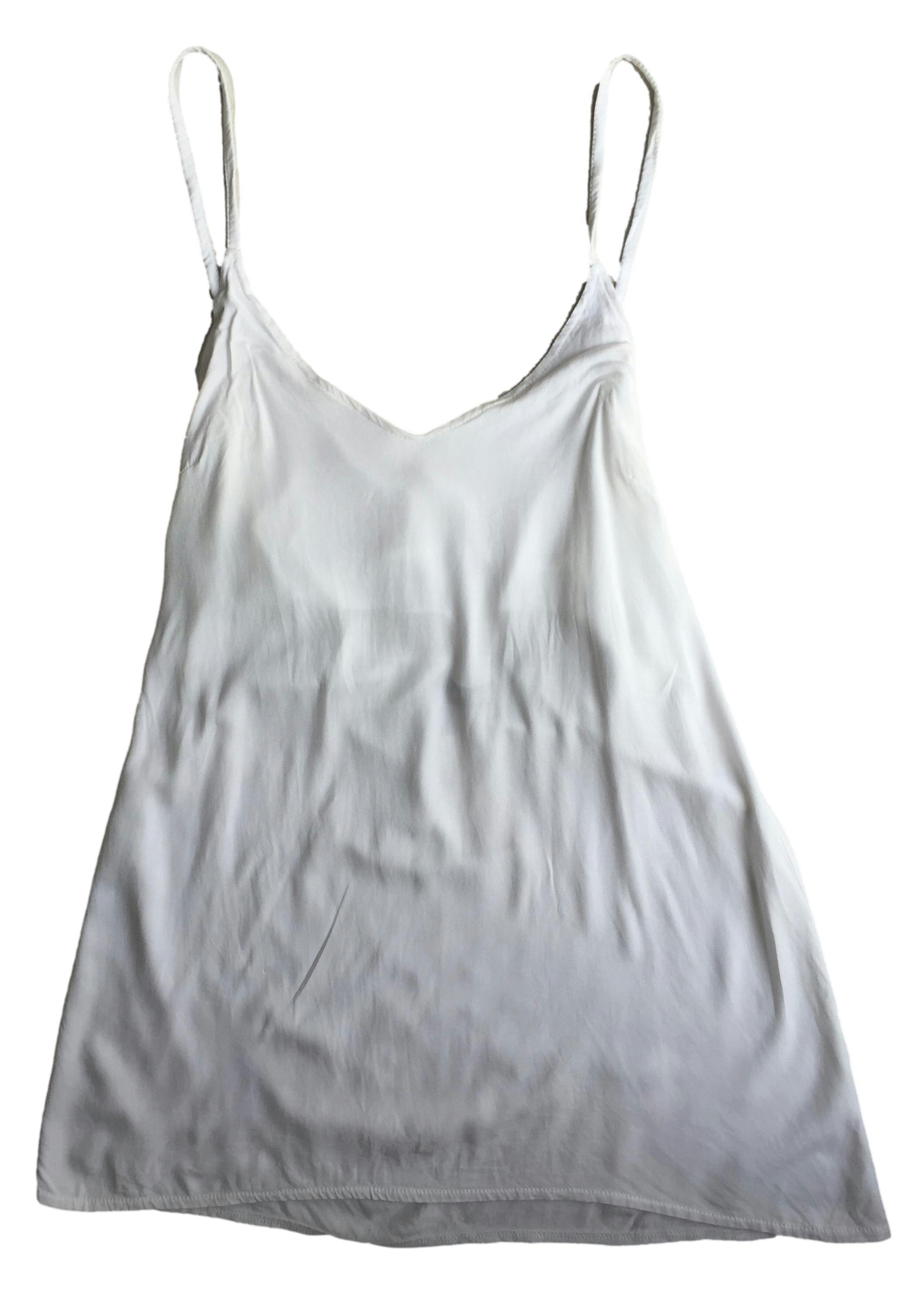  Blusa blanca con tiras para anudar en la espalda, elástico posterior. Busto: 84cm, Largo: 75cm