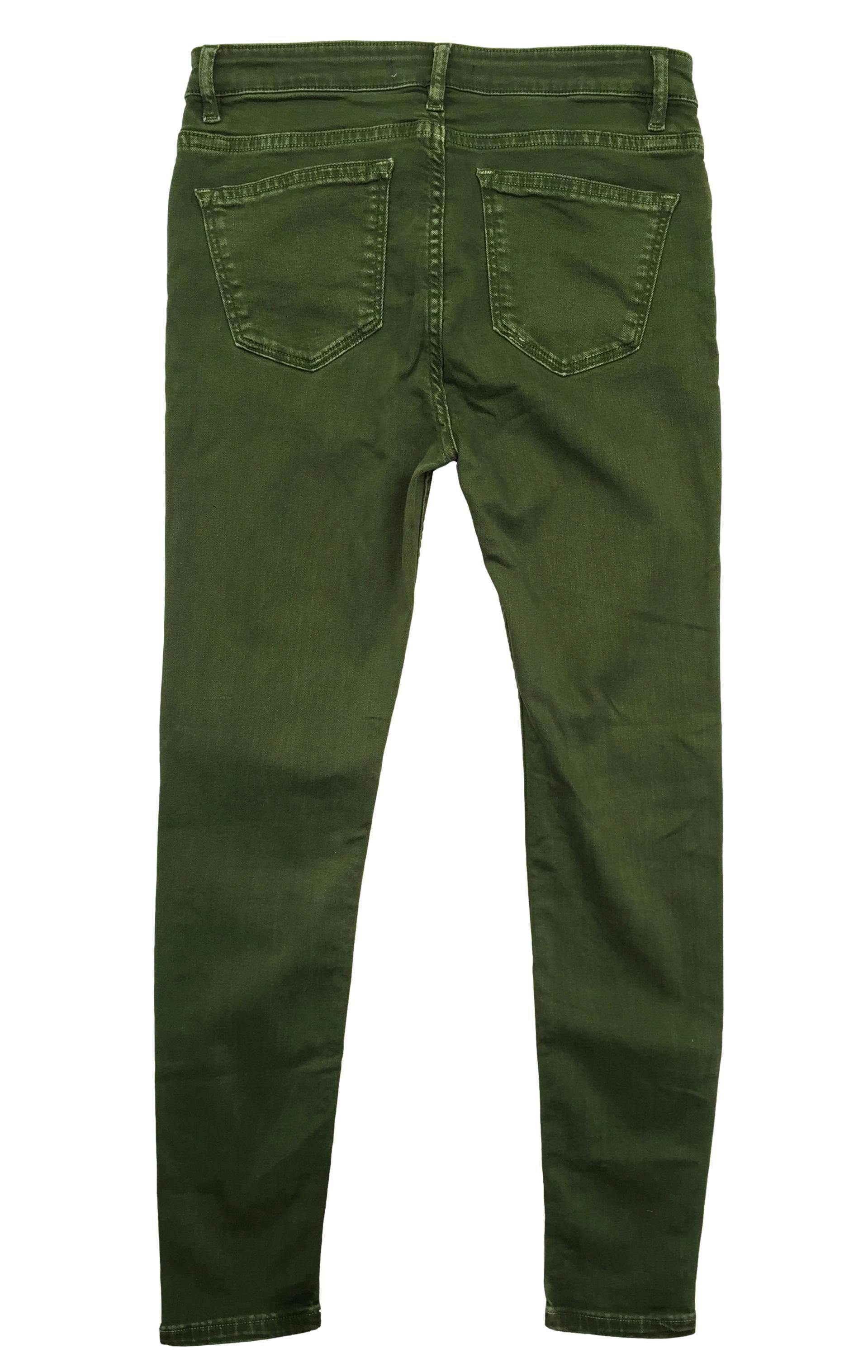 Pantalón jean Zara verde, four pockets. Cintura 74 cm, Tiro 23 cm, Largo 93 cm.