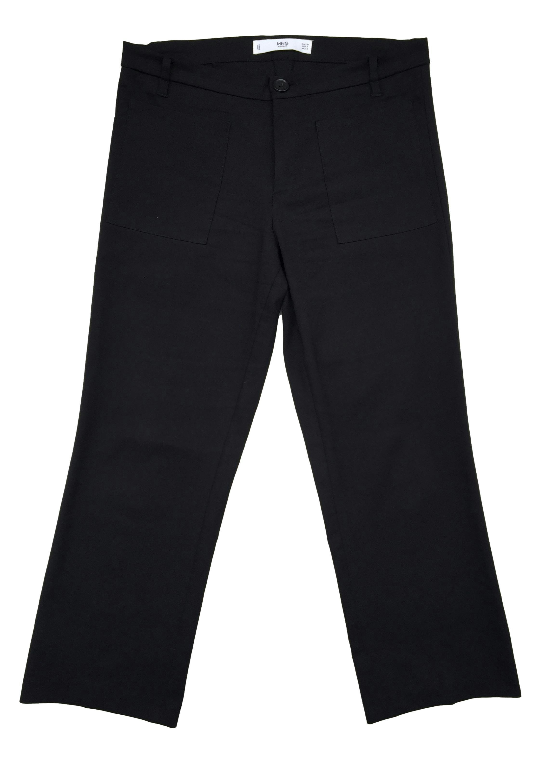 Pantalón negro Mango 53% algodón, bolsillos delanteros. Cintura 80 cm, Tiro 23 cm, Largo 85 cm.