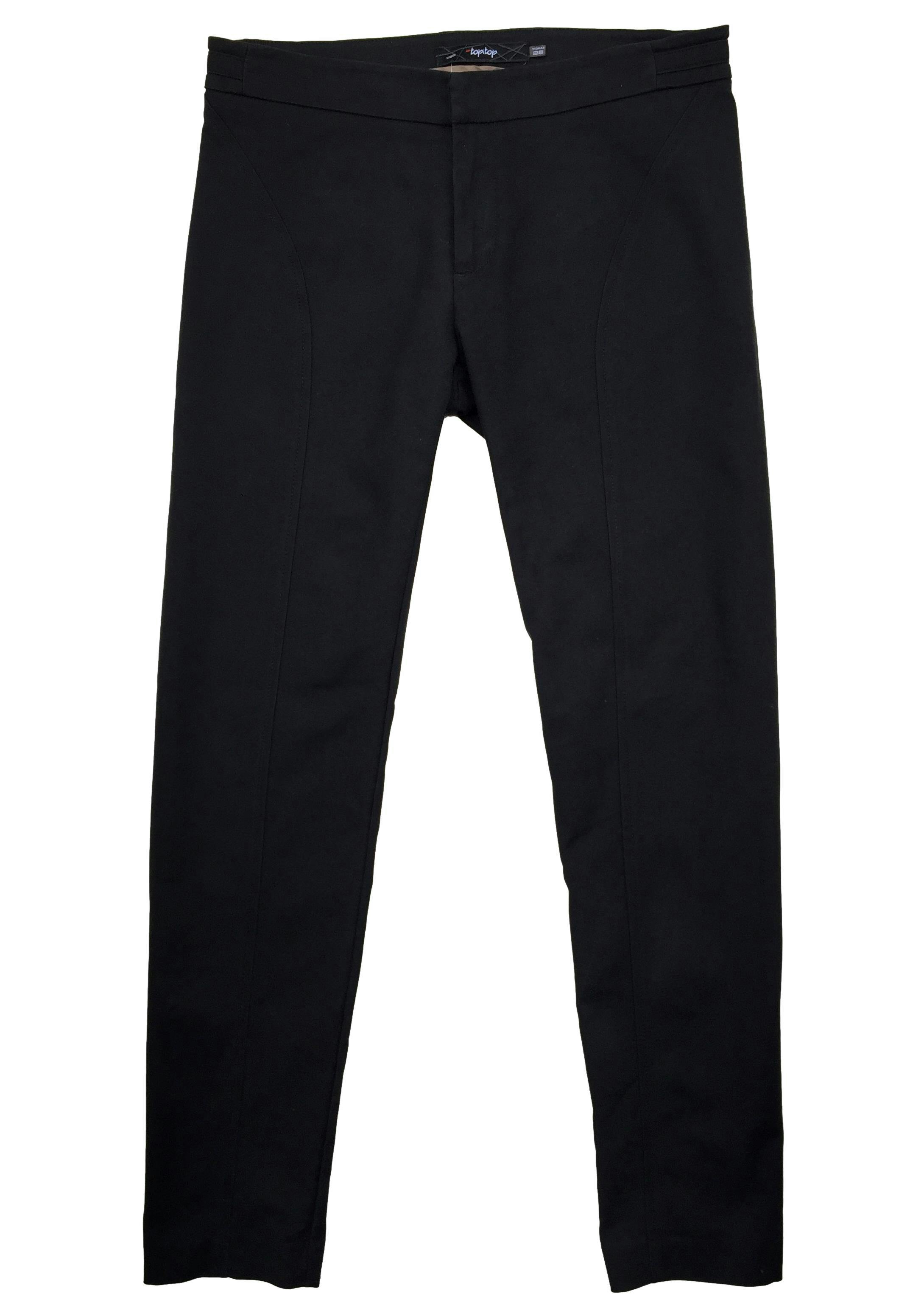 Pantalón  topi top slim negro con cierre y falsos bolsillos. Cintura 78 cm, Tiro 21 cm, largo 92 cm. 