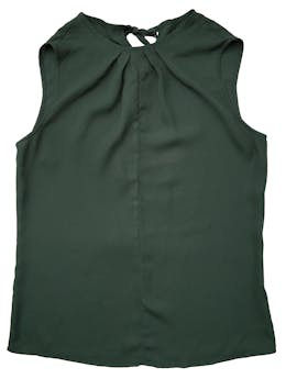 Blusa de gasa gruesa verde petroleo, pliegues en cuello y se amarra en espalda. Busto 92cm Largo 60cm