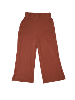 Pantalon  Mango tela punto, culotte, color ladrillo . 66 cm cintura sin estirar . 24 cm de tiro