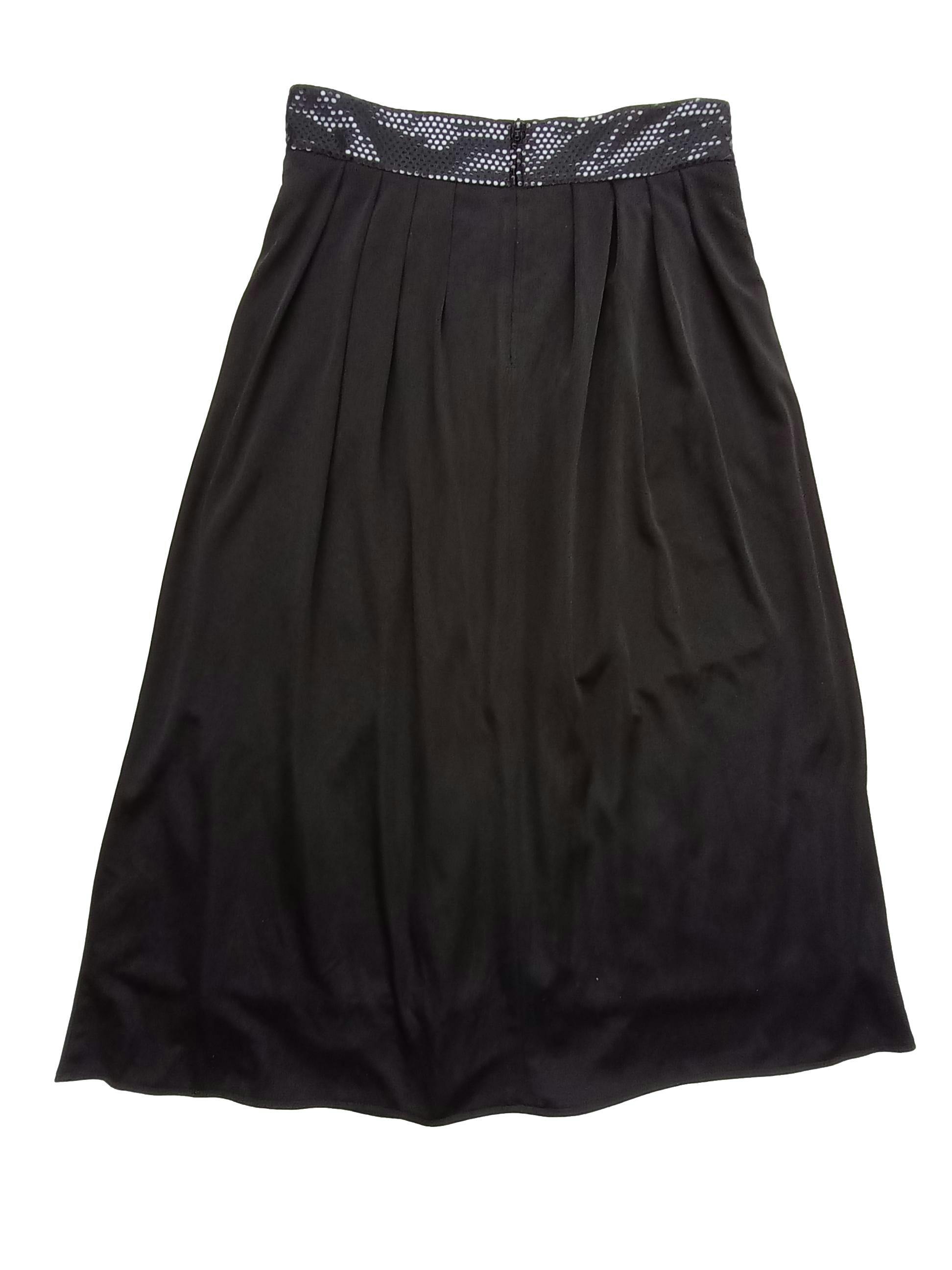 Falda vintage con cintura en V metálica, plieegues, forrada. Cintura: 80, Largo: 90