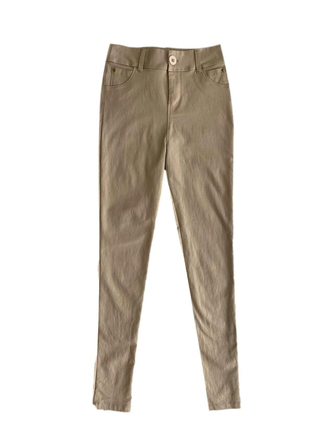 Pantalón Perica Encapsulada beige, tipo cuerina con bolsillos delanteros y traseros Cintura: 60 cm (sin estirar) Tiro: 27 cm Largo: 92 cm