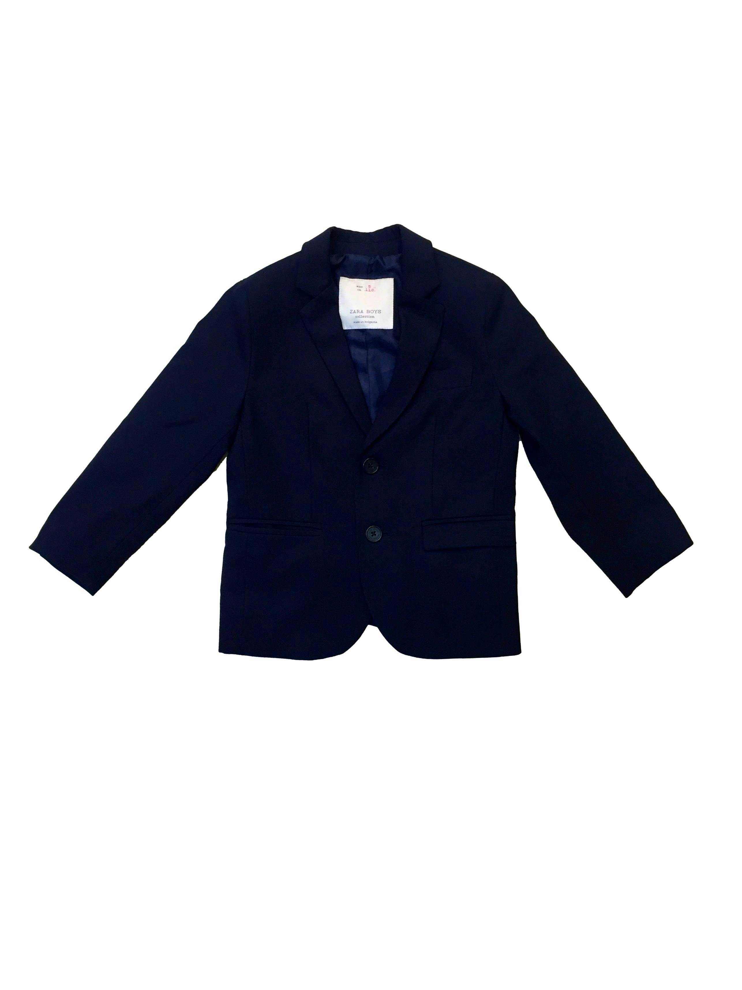 Blazer Zara azul oscuro